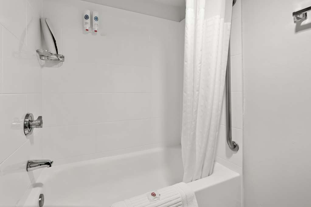 Comfort Inn & Suites near Kino Sports Complex - photo 14
