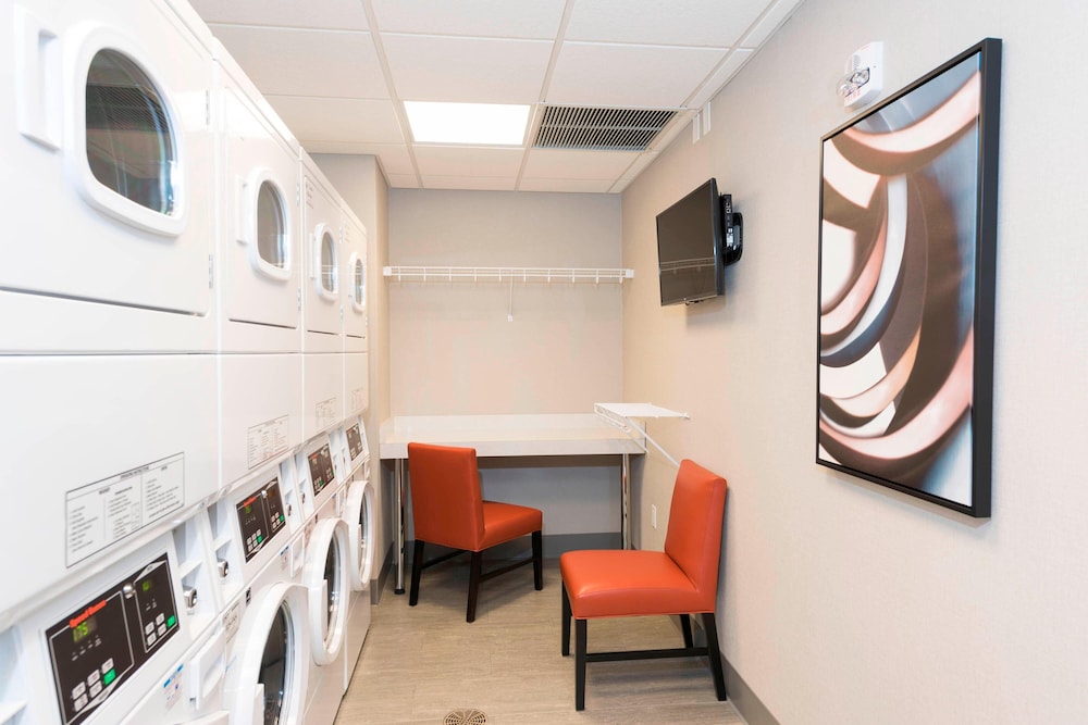 Residence Inn by Marriott Green Bay Downtown - photo 39