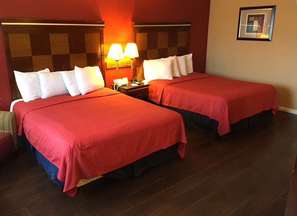 Inn at Bayshore - photo 14