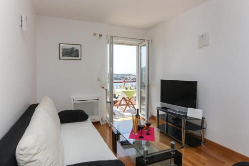 Apartment Maya