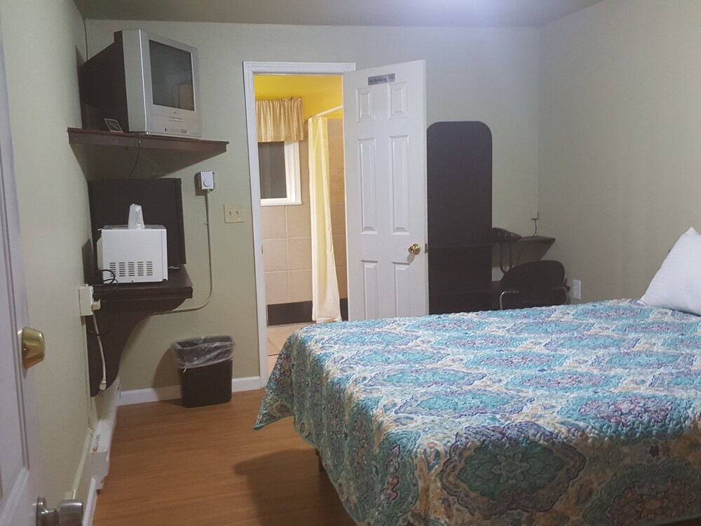 Seattle Inn Northgate - photo 36