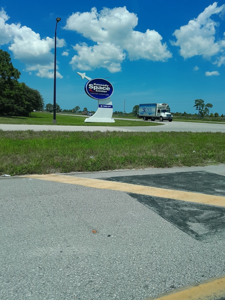 Travel Inn of Titusville - photo 21