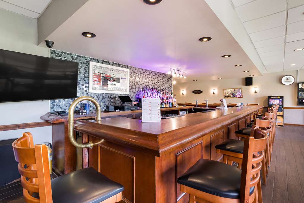 Best Western Grand Victorian Inn - photo 6