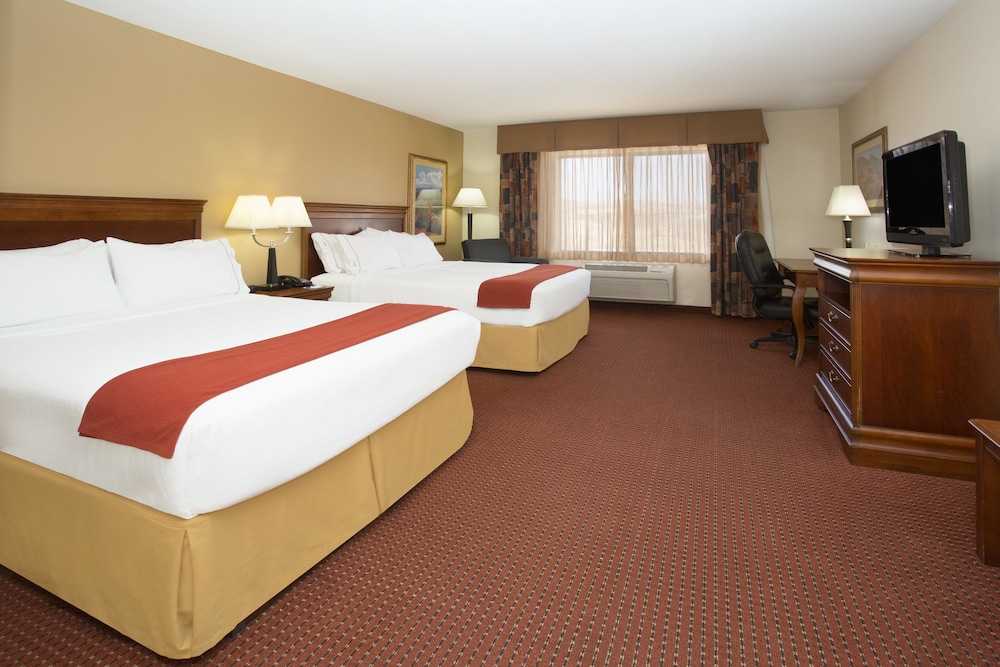 Holiday Inn Express Hotel & Suites Las Vegas by IHG - photo 7