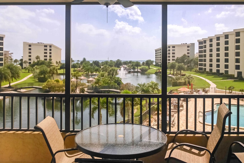 Beachfront Sarasota Resort Condo Siesta Key View - photo 16