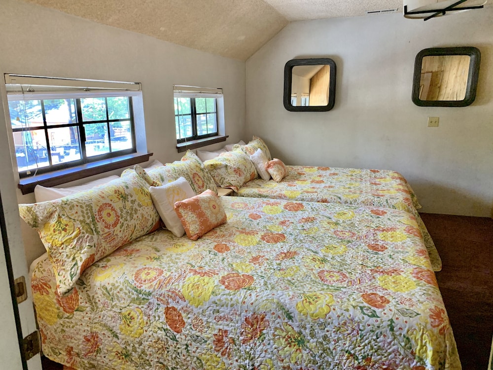Grey Squirrel Resort - photo 31