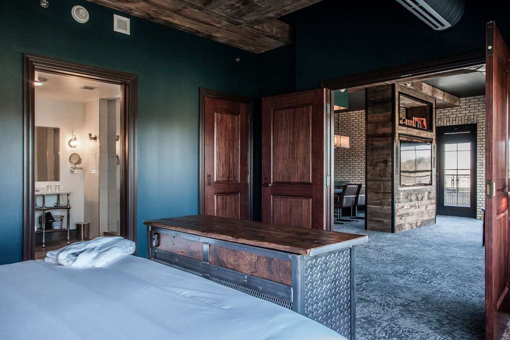 Ironworks Hotel Indy - photo 12