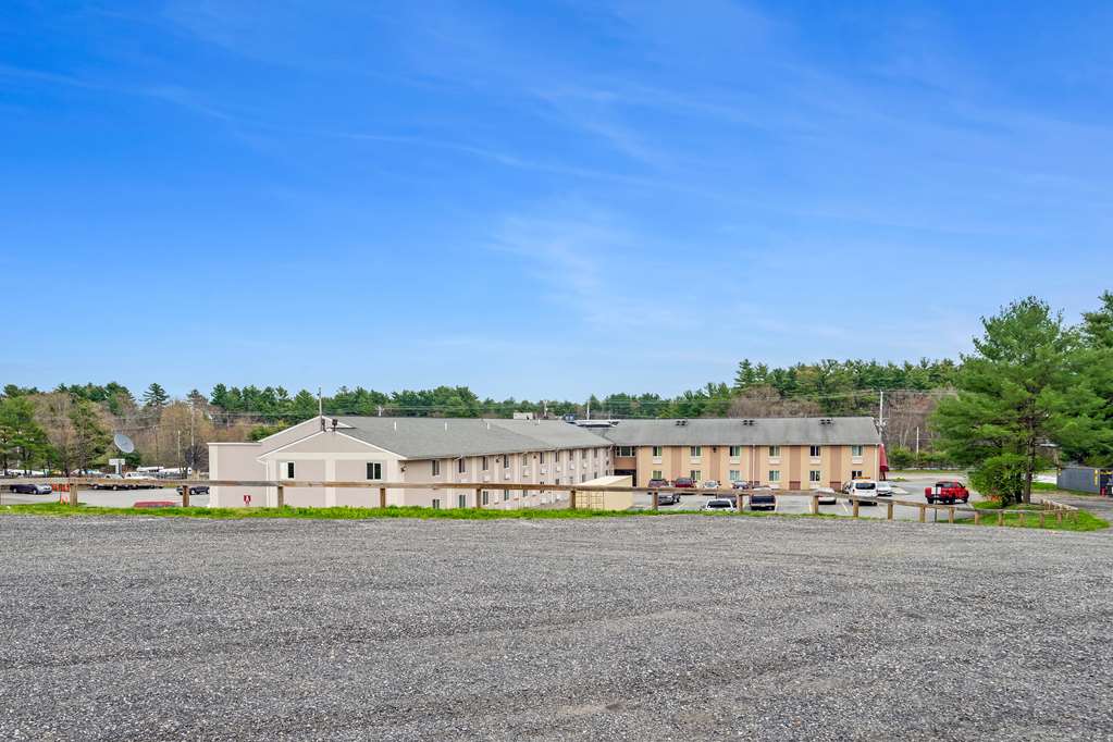 Americas Best Value Inn Foxboro - photo 10