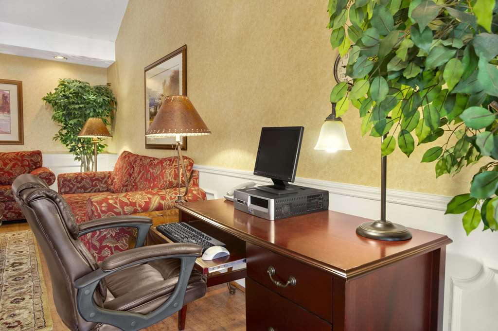 Baymont by Wyndham Warner Robins - photo 4