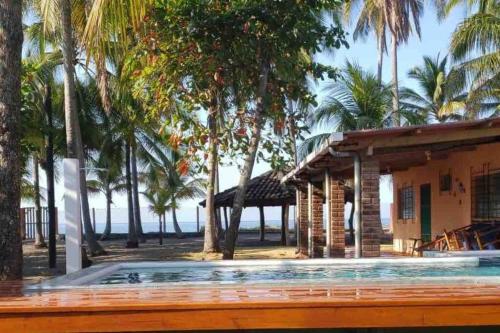 Sihua Escape in Unknown City, El Salvador