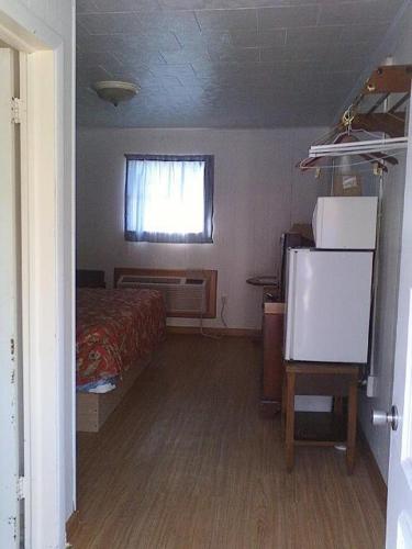Morgantown Motel - photo 7