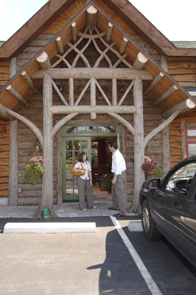 Finger Lakes Lodging - photo 35