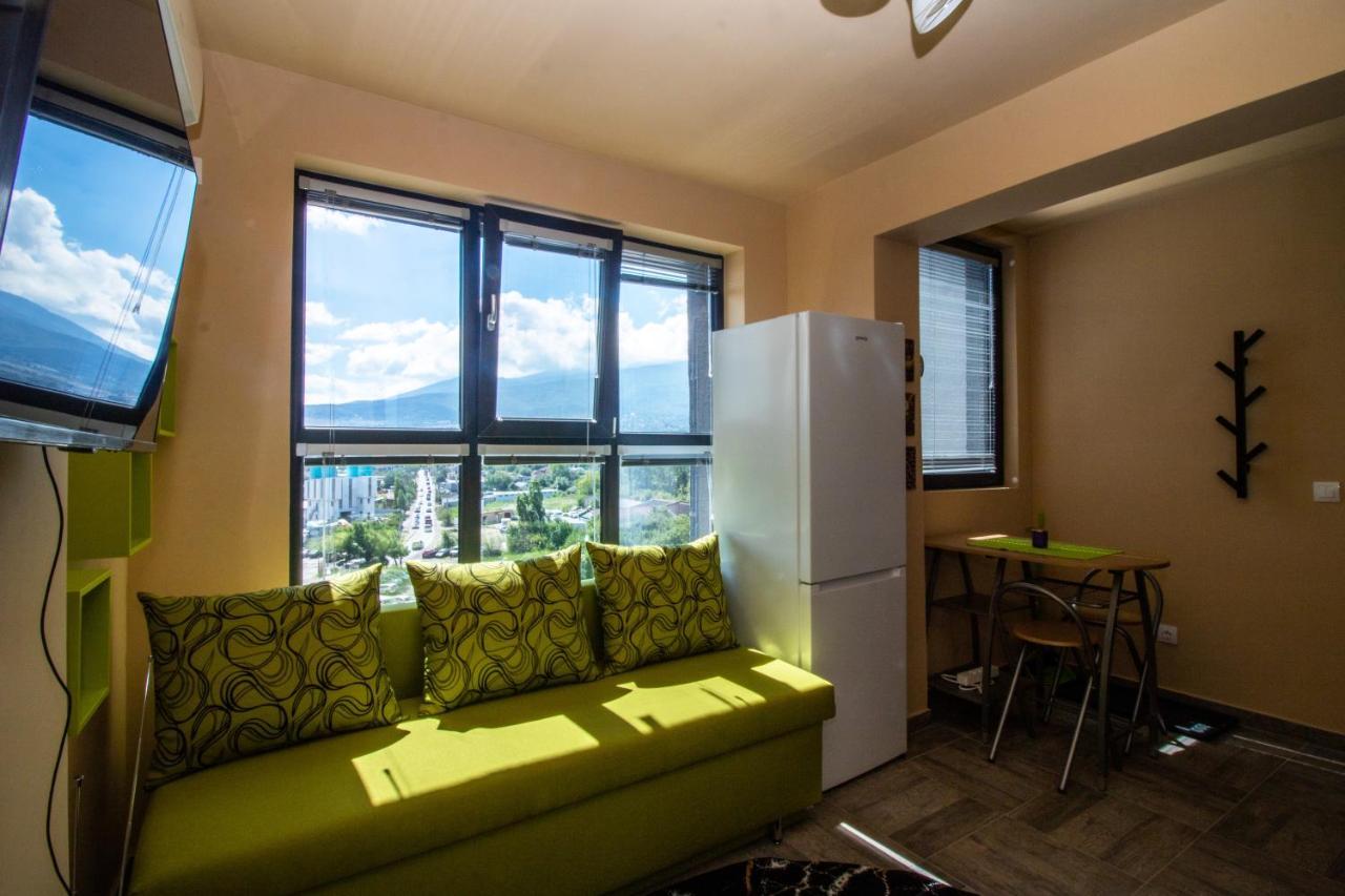 Vitosha View Apartment with Parking — 4-Star Luxury Hotel in Sofia, Bulgaria