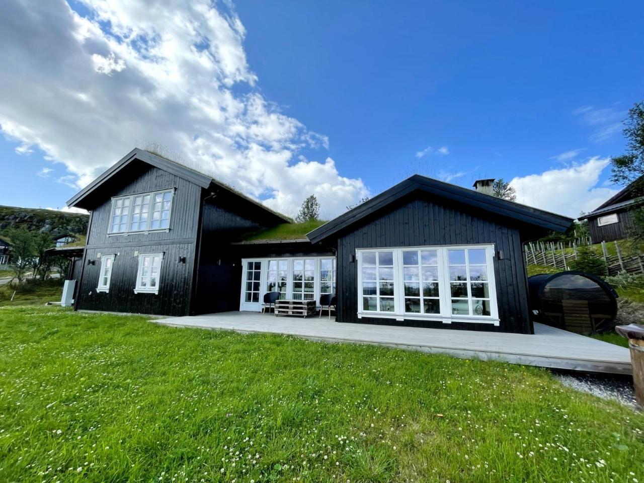 Torshaug 4 Bedroom Cabin — 4-Star Luxury Hotel in Gol, Norway
