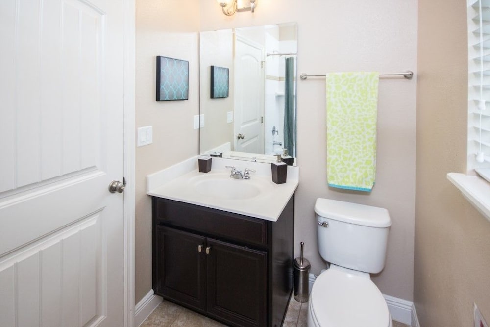 Ip60500 Solterra Resort 6 Bed 4 Baths Villa - photo 13