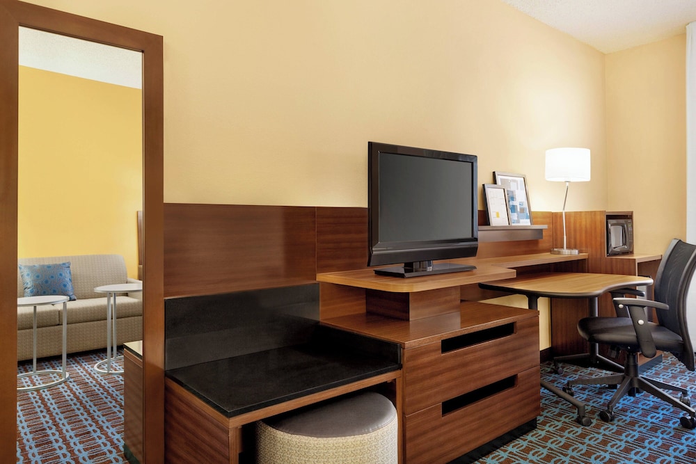 Fairfield Inn by Marriott Roseville - photo 10