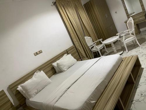 Yessit Homestay — 5-Star Luxury Hotel in Abuja, Nigeria