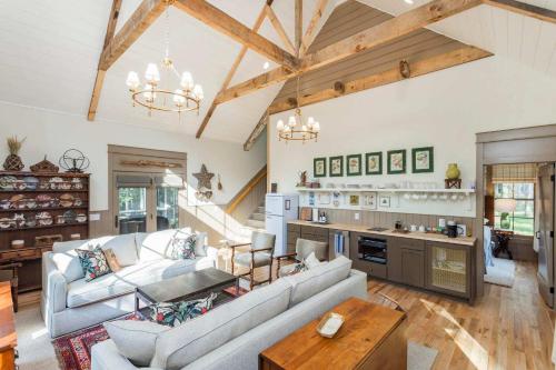 The Roost at Buckhorn Hollow — hotel in Mcewen