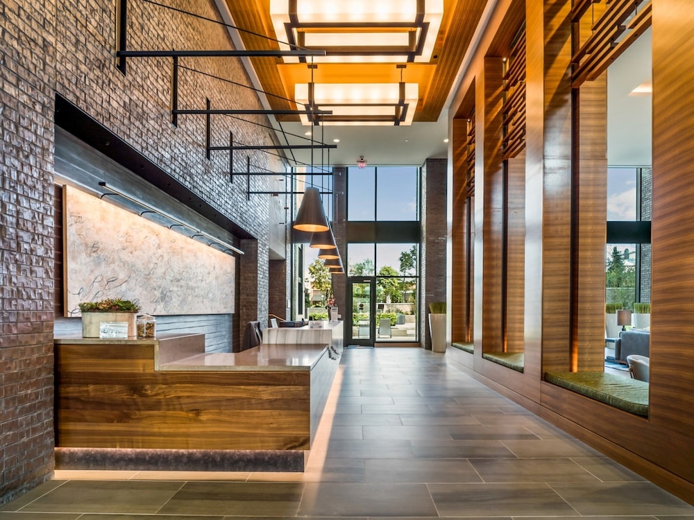 Global Luxury Suites at Reston Town Center - photo 4