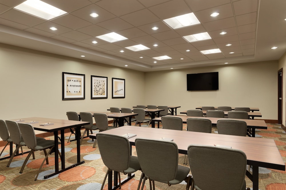 Staybridge Suites Midland by IHG - photo 21