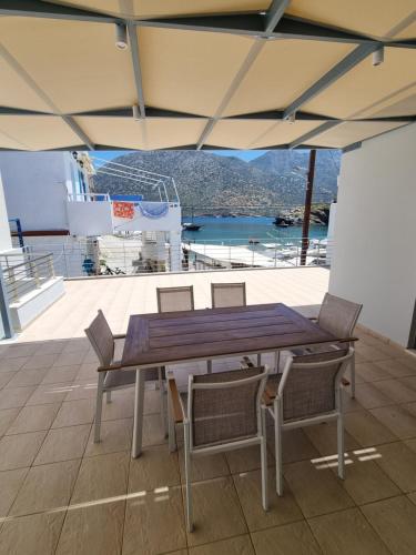 Astali Beach House — 4-Star Luxury Hotel in Irakleion, Greece