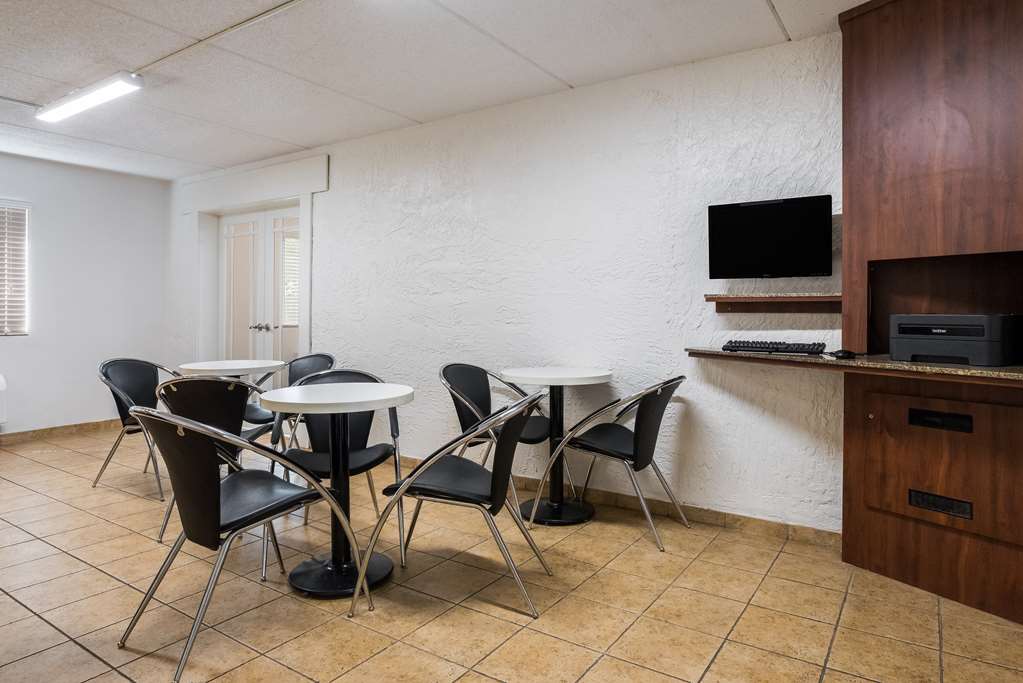 Motel 6 Prospect Heights IL - photo 23