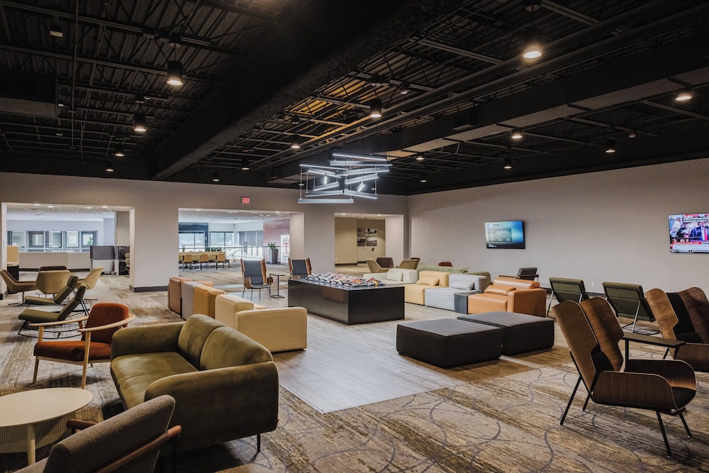 Crowne Plaza Suites MSP Airport Mall of America by IHG - photo 96