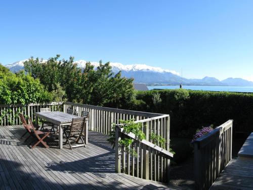Dolphin Lodge — 4-Star Luxury Hotel in Kaikoura, New Zealand