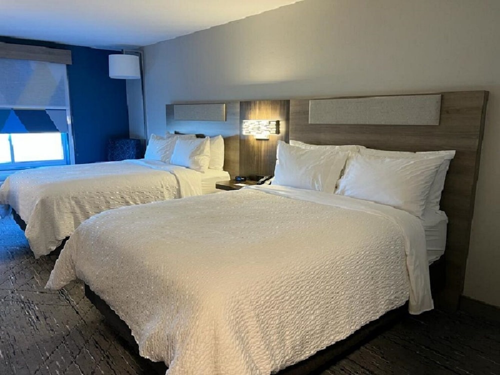 Holiday Inn Express Rensselaer by IHG - photo 6