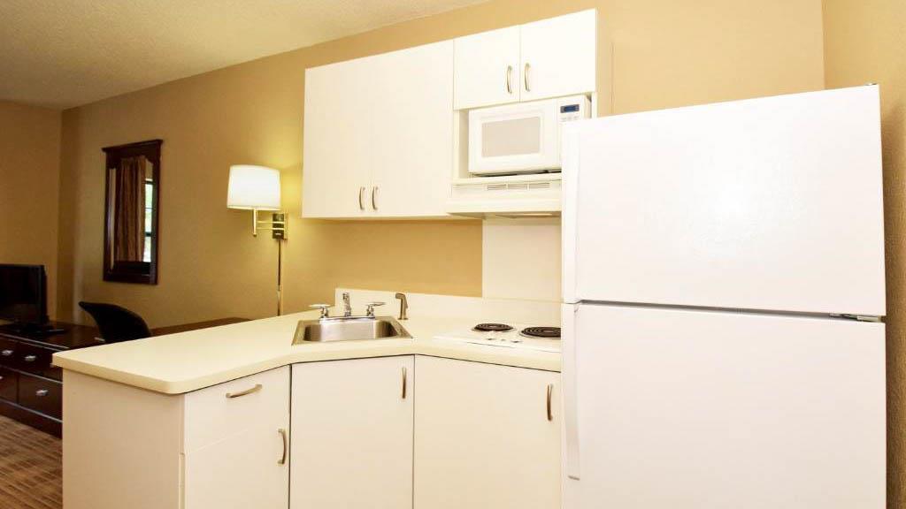 Studio 6 Extended Stay Fairfield OH Cincinnati - photo 33