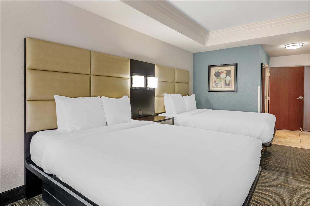 Best Western Plus JFK Inn & Suites - photo 11