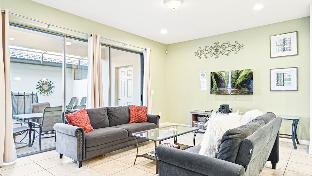 Free Waterpark Access 5br Resort Townhome w Pool - photo 13