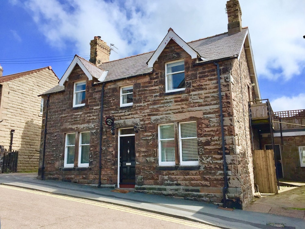Rockliffe House Bed & Breakfast — 4-Star Luxury Hotel in Wooler, United Kingdom