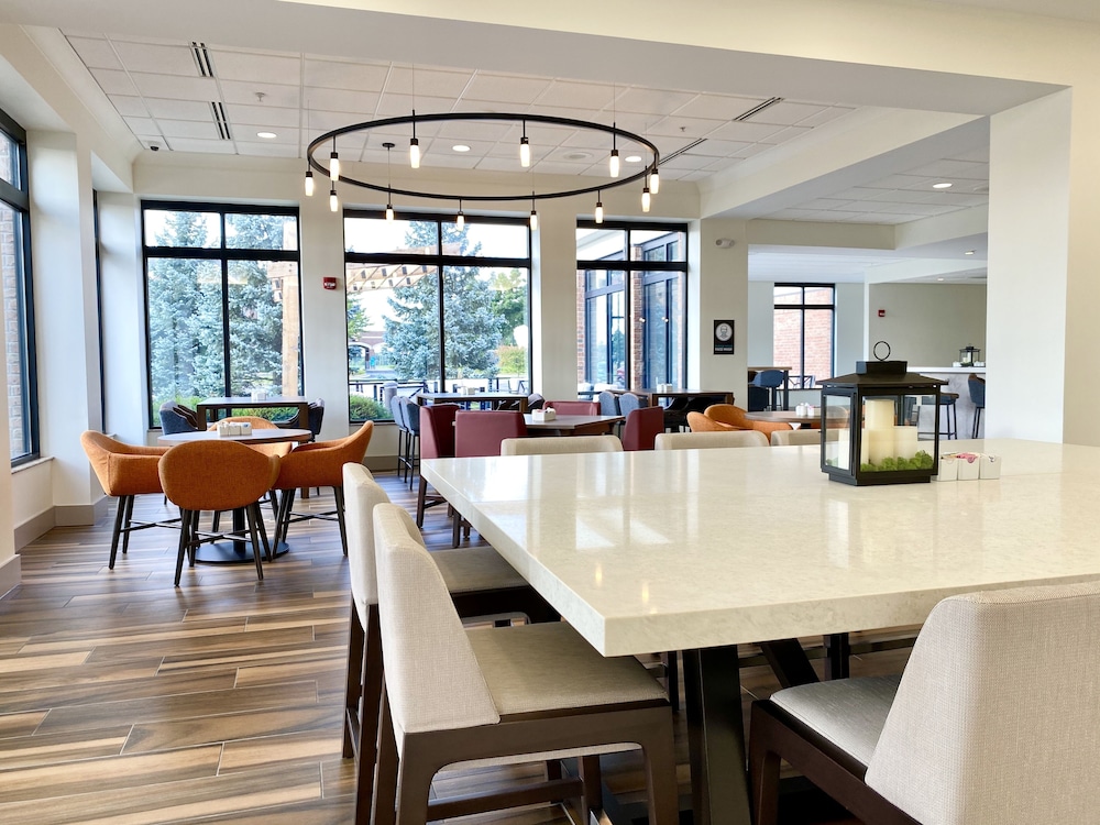 Hilton Garden Inn Oconomowoc - photo 45