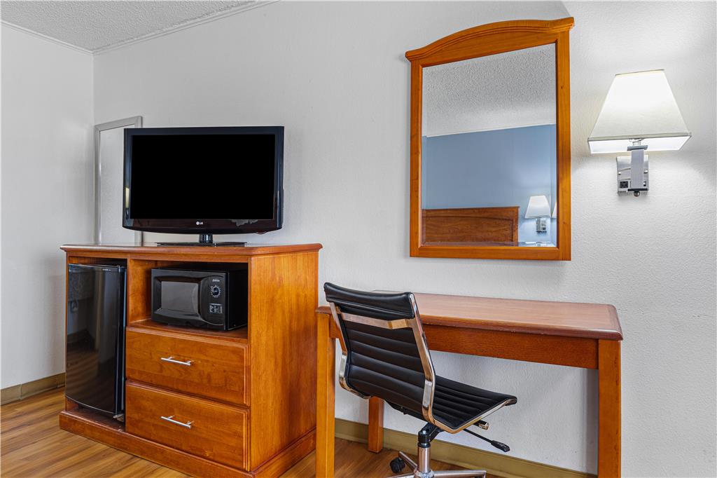 Best Western Palestine Inn - photo 12