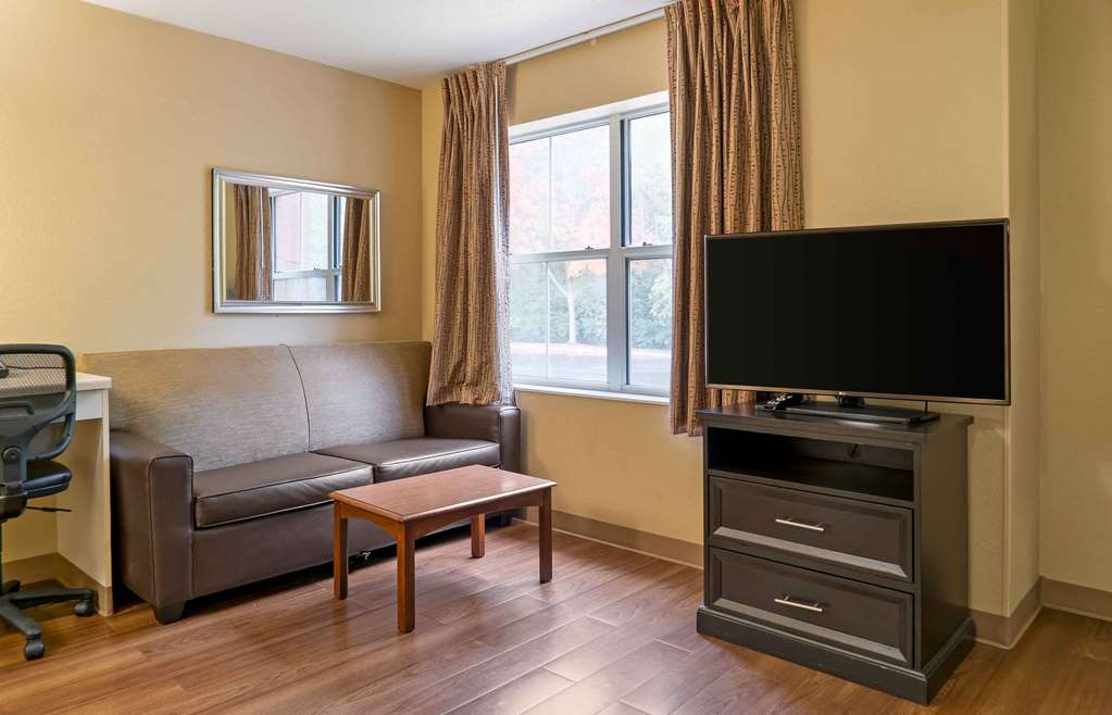Extended Stay America Suites Detroit Novi Orchard Hill Place - photo 18