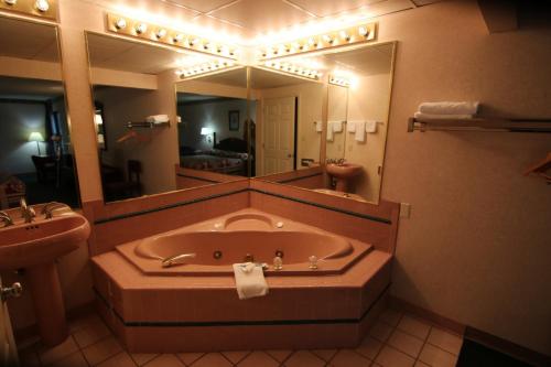 Executive Inn Kershaw - photo 8