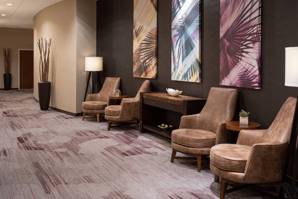 Courtyard by Marriott Miami Airport - photo 42