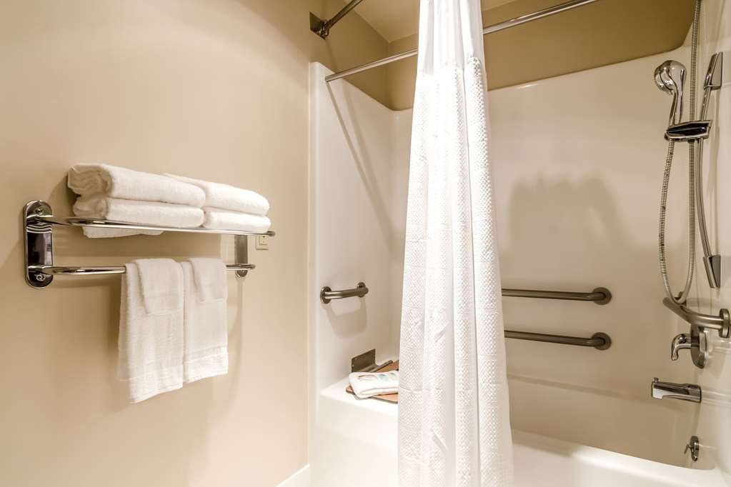 Quality Inn Alliance NE - photo 39