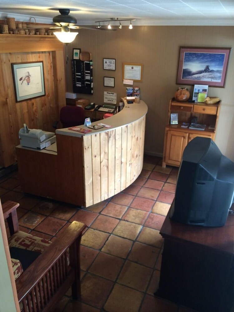 Drama Inn - photo 2