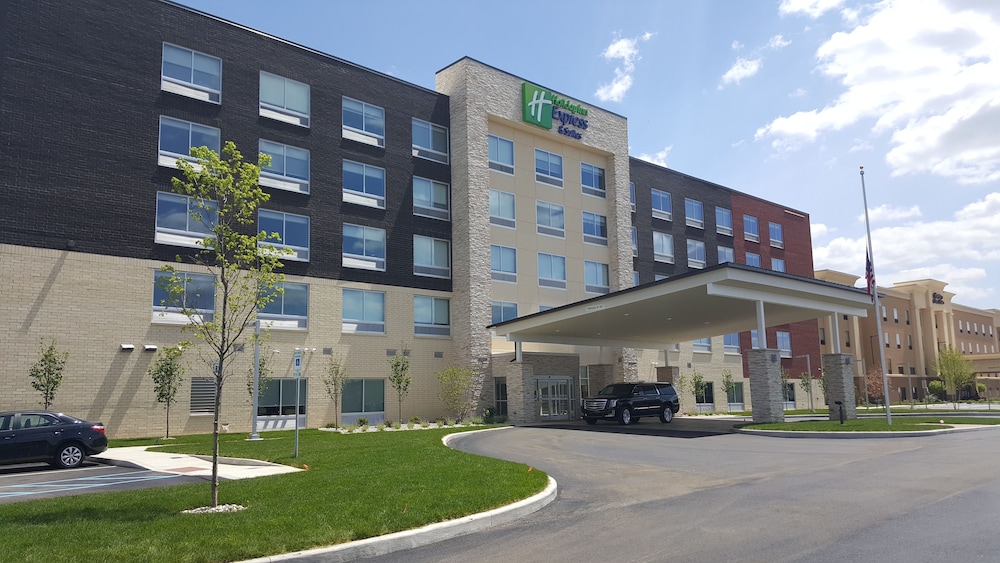 Holiday Inn Express & Suites Toledo West by IHG in Toledo, United States