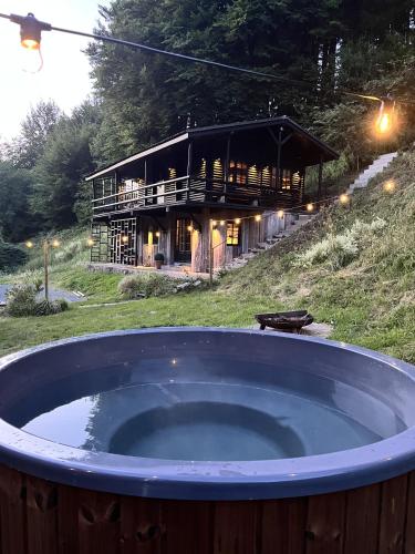 Woods Hottub & AC in La Roche-En-Ardenne, Belgium