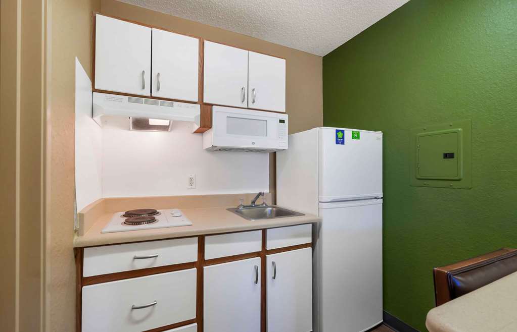 Extended Stay America Suites Clearwater Carillon Park - photo 58