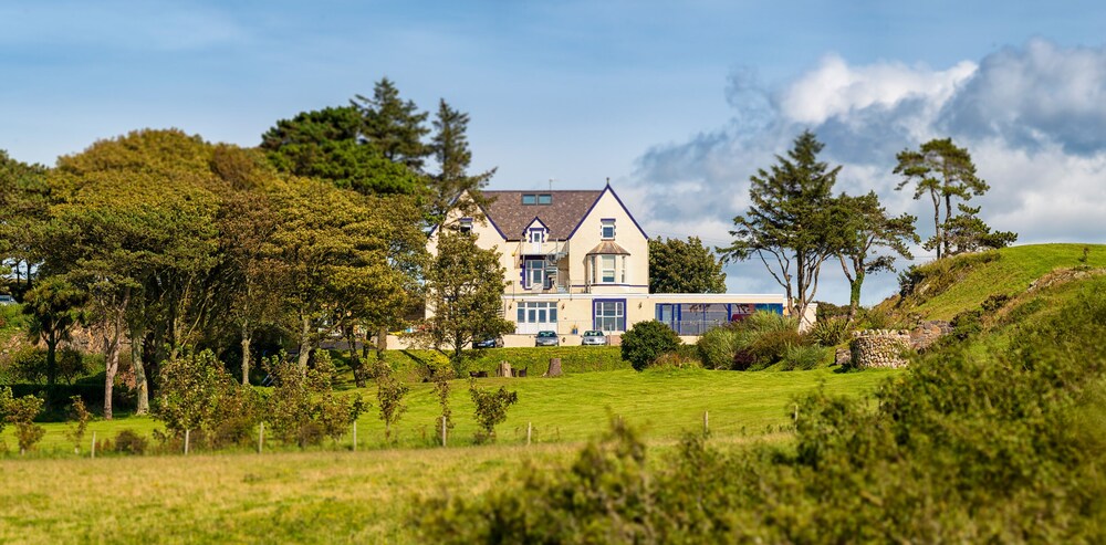 Gwesty Gadlys Hotel in Cemaes Bay, United Kingdom