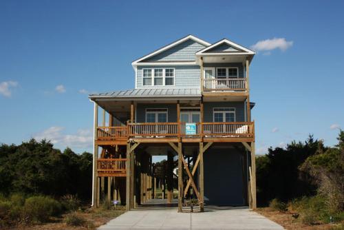 Nexta C by Oak Island Accommodations - photo 2