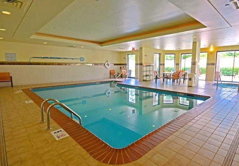 Courtyard by Marriott Newport News Yorktown - photo 11