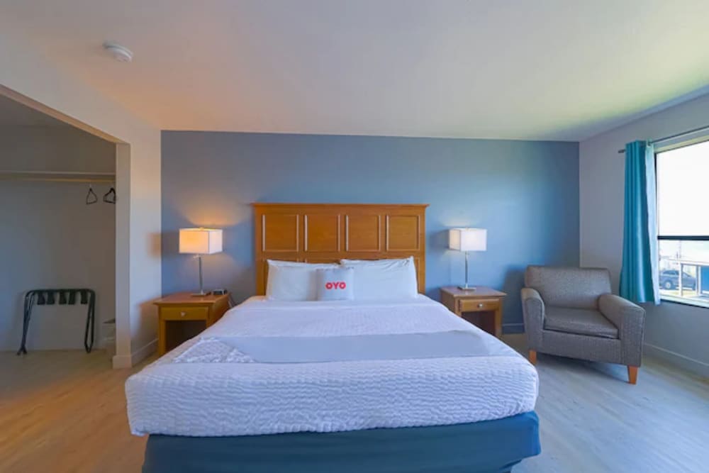 Waves Hotel NYE Beach Newport OR - photo 20