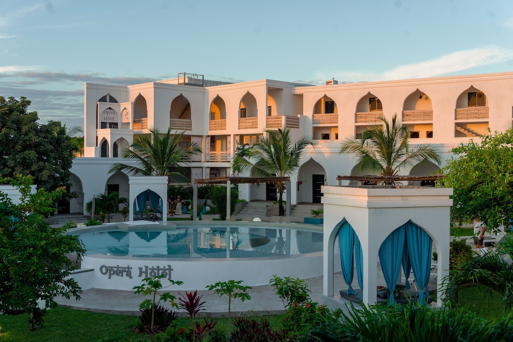 Opera Hotel - carbon neutral hotel in Nungwi