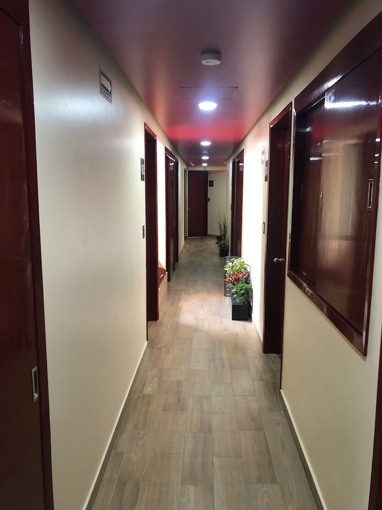 Hotel Jard Inn Adults only