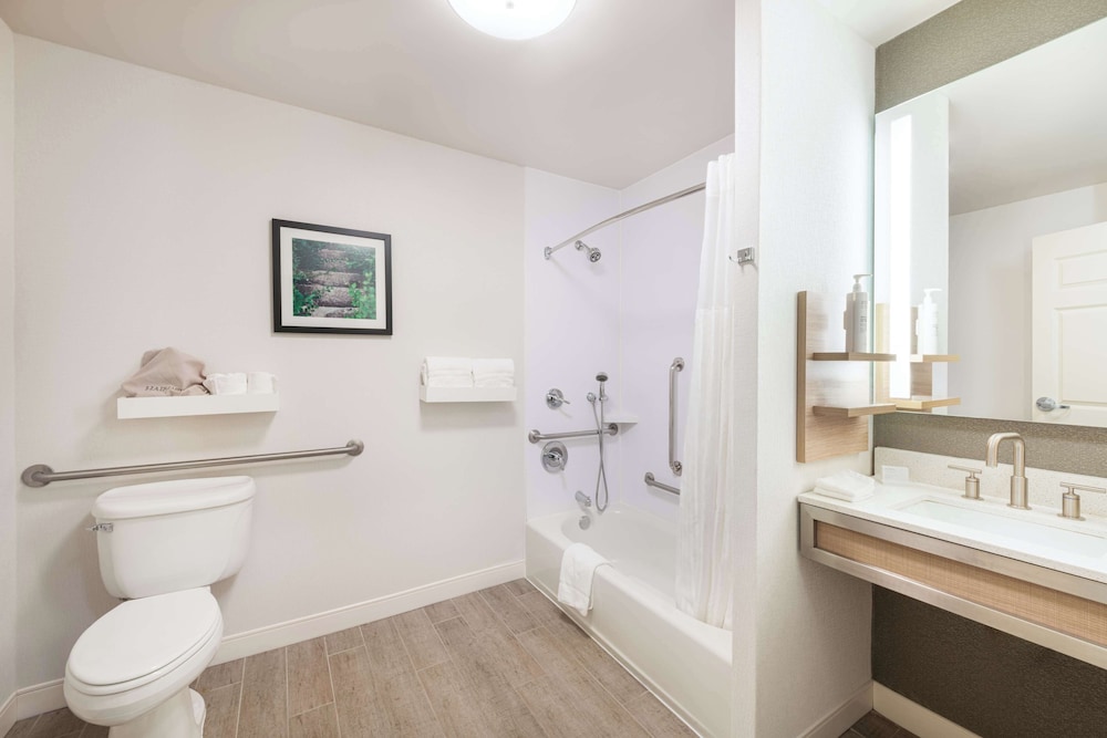 Hilton Garden Inn St. Charles - photo 31